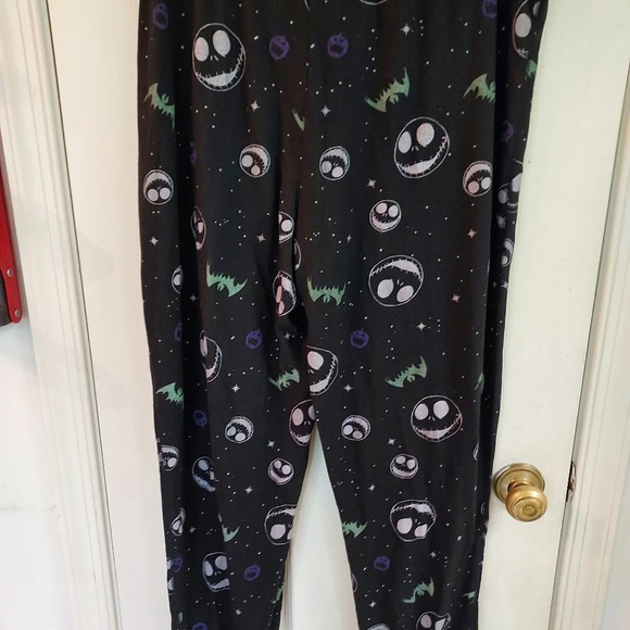 Nightmare Before Christmas Pajama Lounge Joggers Size L (12-14) - Picture 6 of 10
